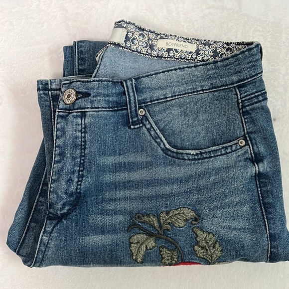 Vintage America Boyfriend Embroidered Jeans - Picture 6 of 6